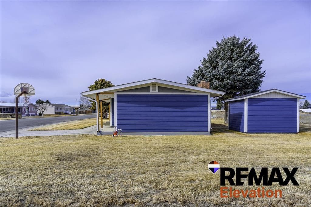 145 Wyoming St — photo 4 of 54