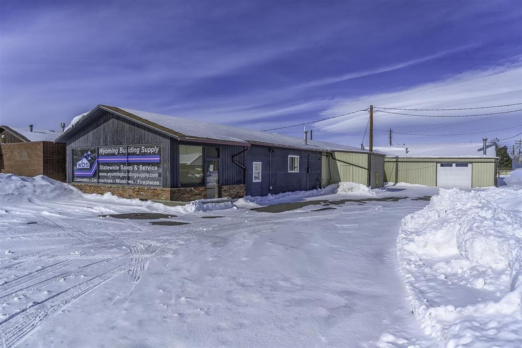 2811 Big Horn Ave — photo 18 of 20