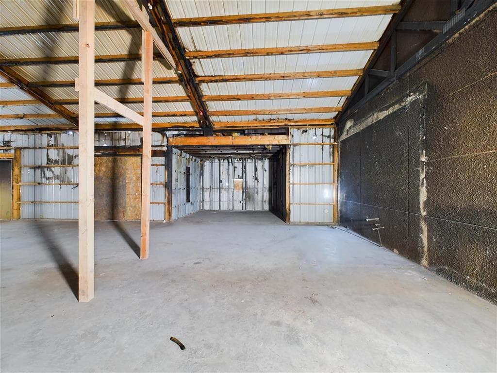 2811 Big Horn Ave — photo 6 of 20