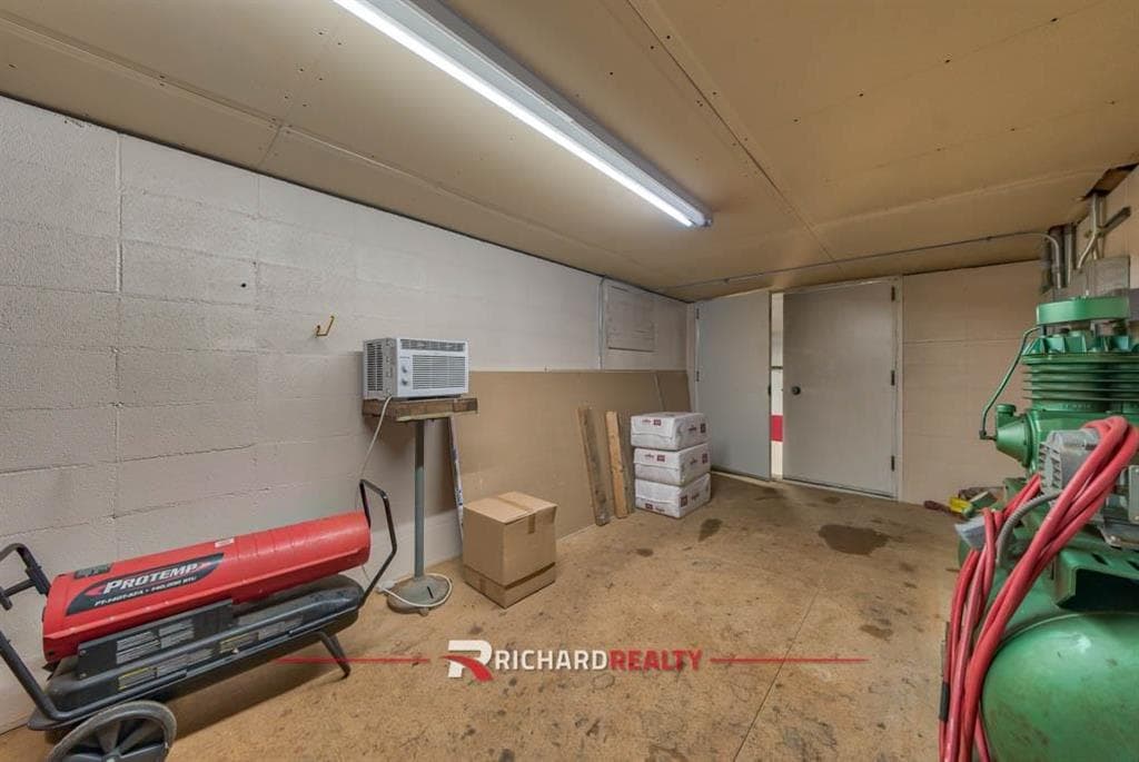 45 E Main St — photo 14 of 31