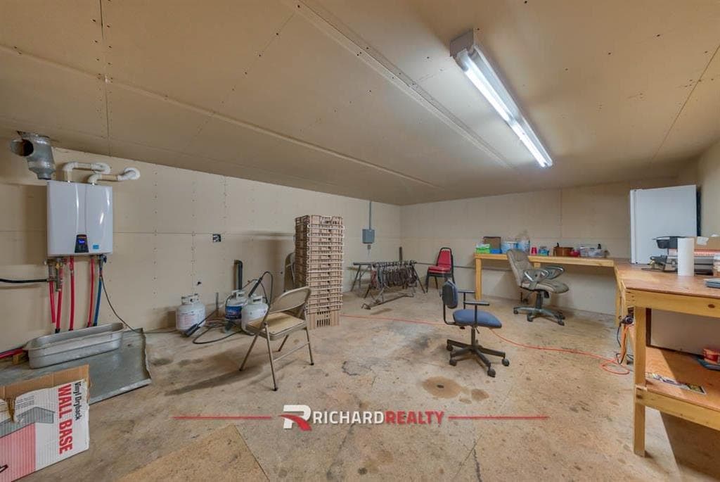 45 E Main St — photo 21 of 31