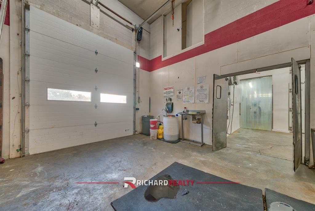 45 E Main St — photo 4 of 31