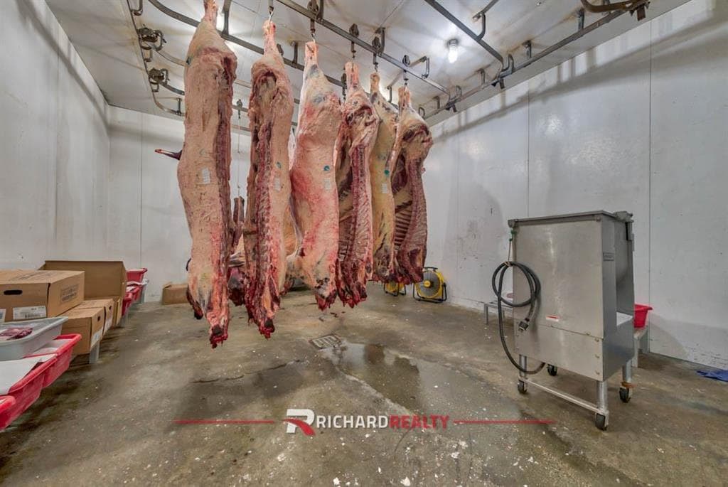 45 E Main St — photo 9 of 31