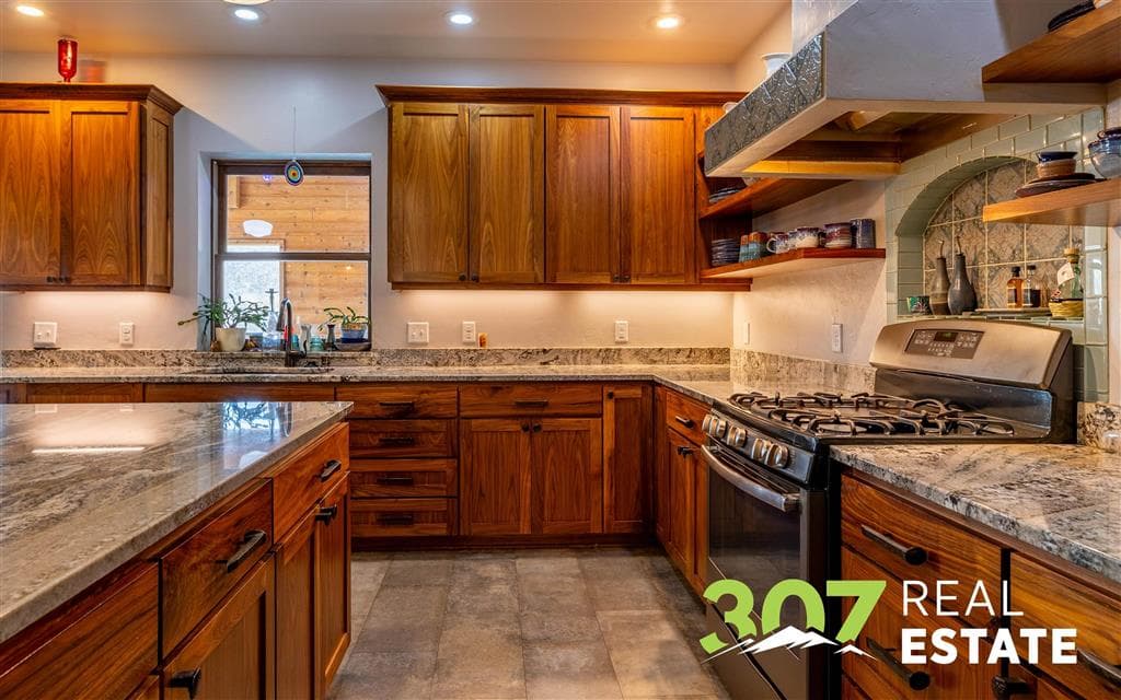 15 Justice Ln — photo 13 of 85