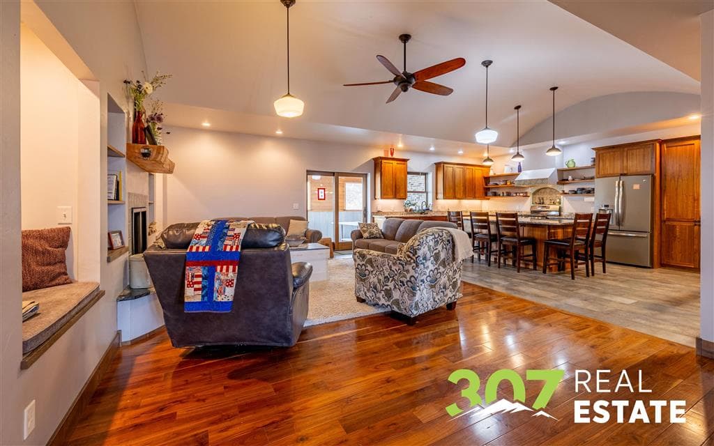 15 Justice Ln — photo 6 of 85