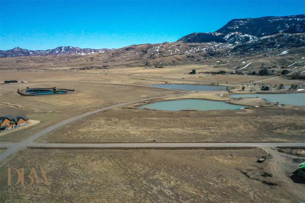 74 Stillwater Dr — photo 12 of 20