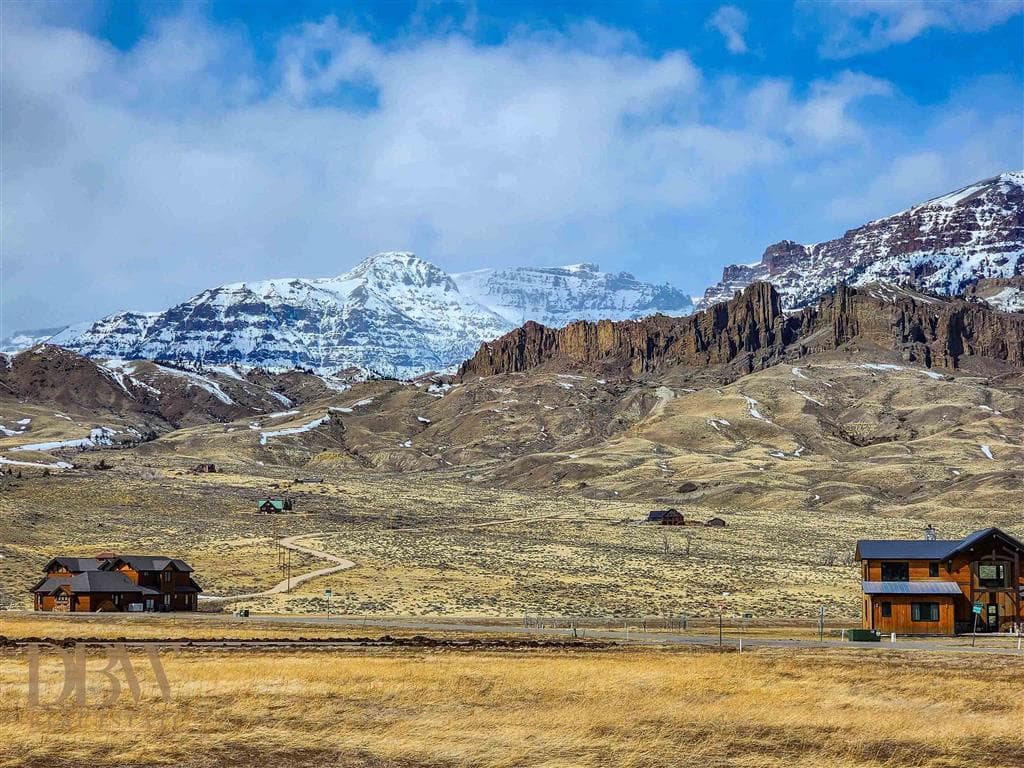 74 Stillwater Dr — photo 9 of 20