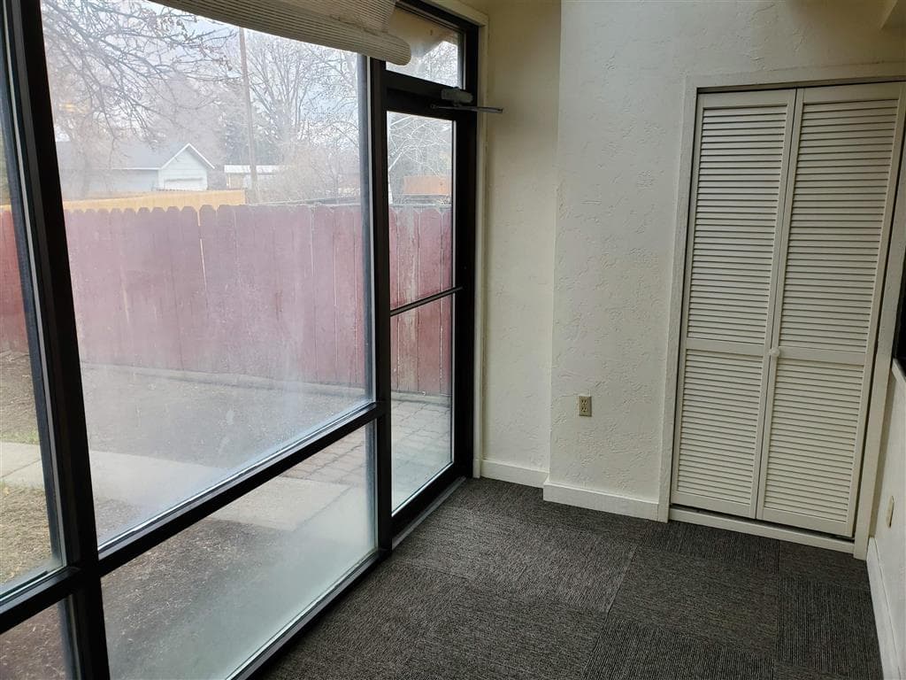 1817 Mountain View Dr — photo 6 of 9