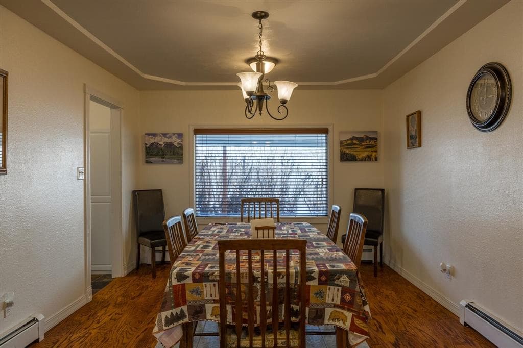 1126 Alger Ave — photo 14 of 45