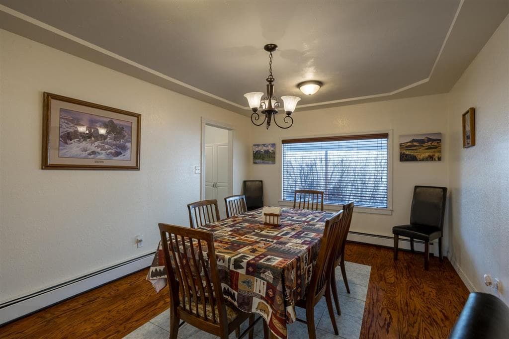 1126 Alger Ave — photo 15 of 45