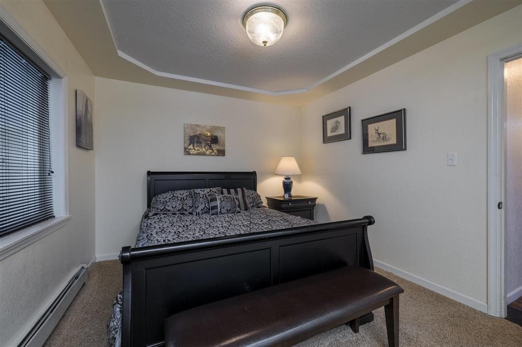 1126 Alger Ave — photo 21 of 45