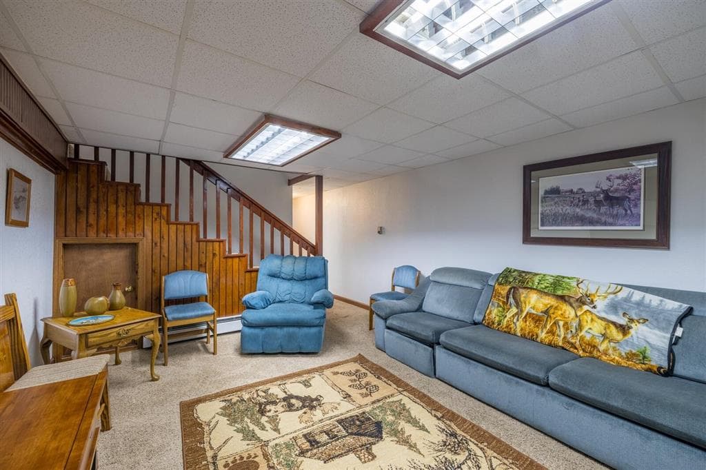 1126 Alger Ave — photo 35 of 45