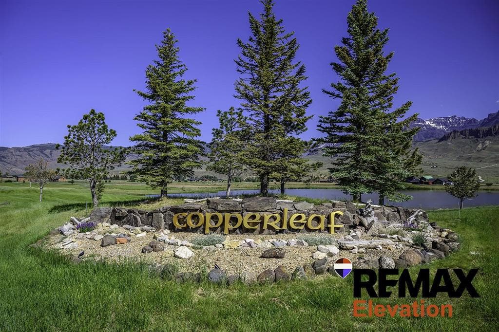 23 Big Creek Dr — photo 2 of 17