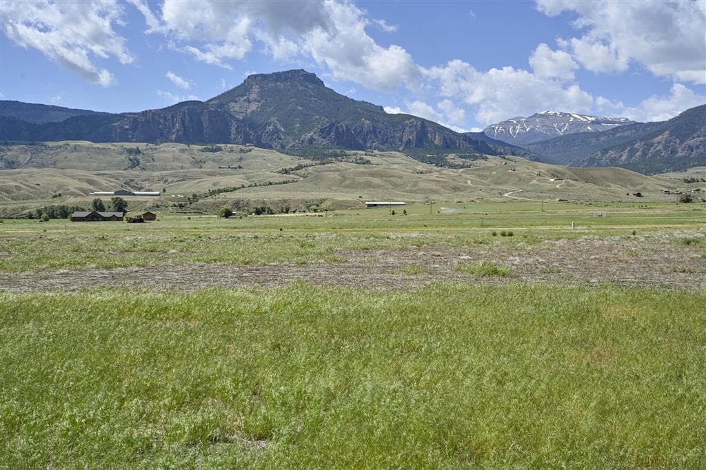 23 Big Creek Dr — photo 7 of 17