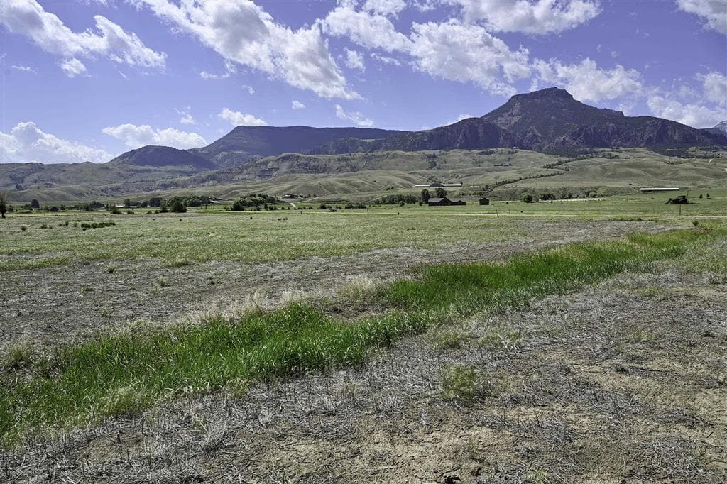 23 Big Creek Dr — photo 9 of 17