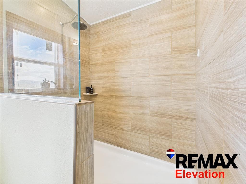 1099 Road 14 — photo 15 of 38