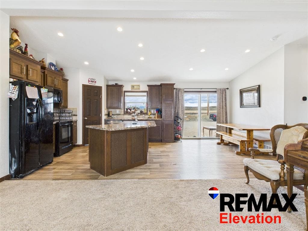 1099 Road 14 — photo 7 of 38