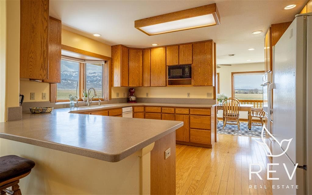 272 Road 6RT — photo 17 of 88