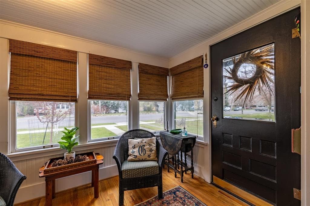 916 Canyon Ave — photo 5 of 38