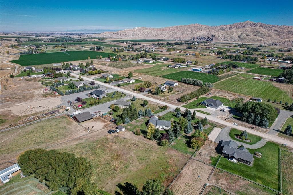 9 Trotter Rd — photo 14 of 42