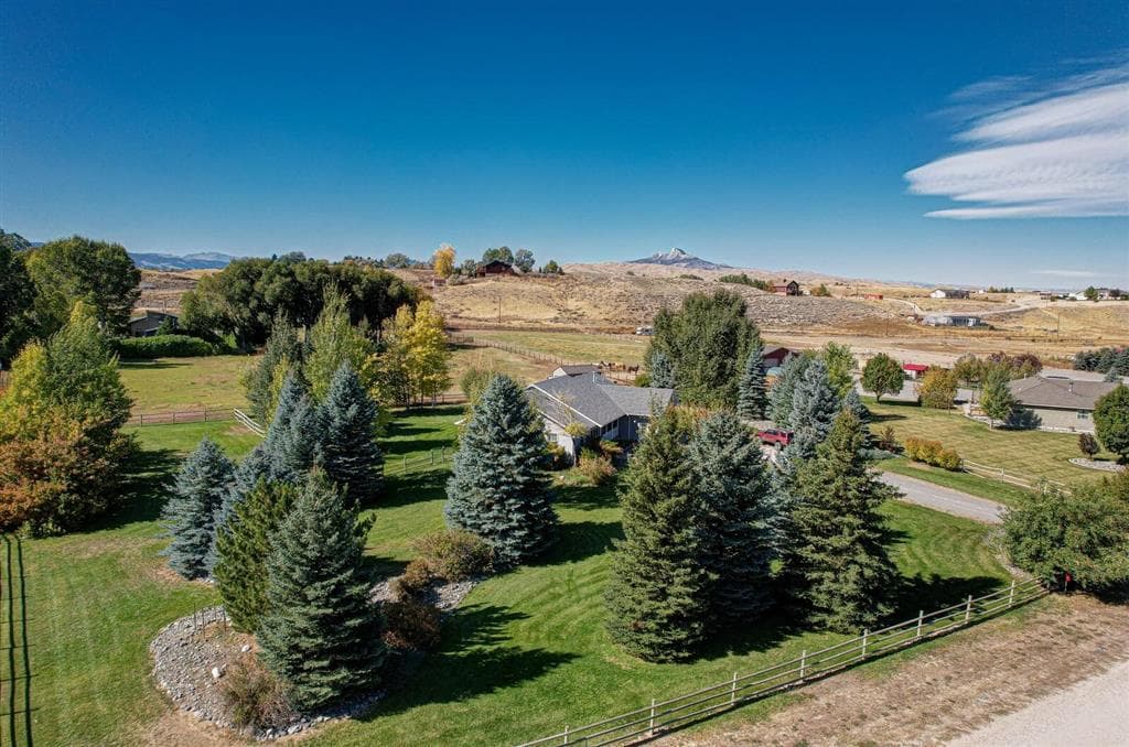 9 Trotter Rd — photo 8 of 42