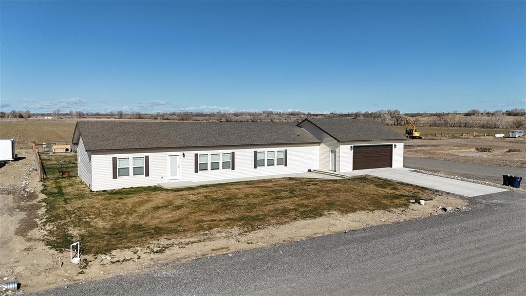 518 Tatman St — photo 2 of 37