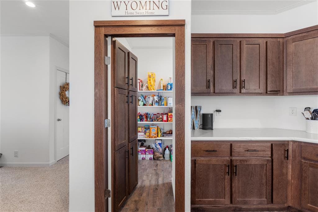 518 Tatman St — photo 9 of 37