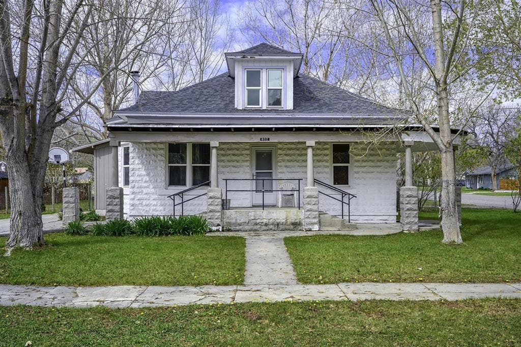 602 S 6th St photo 1