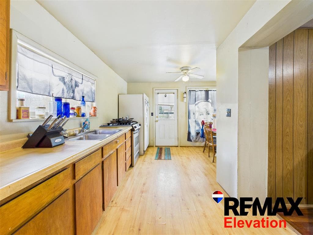 602 S 6th St — photo 12 of 26