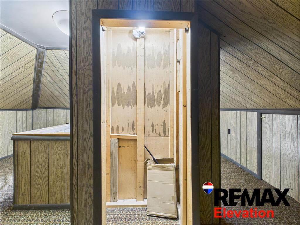 602 S 6th St — photo 23 of 26