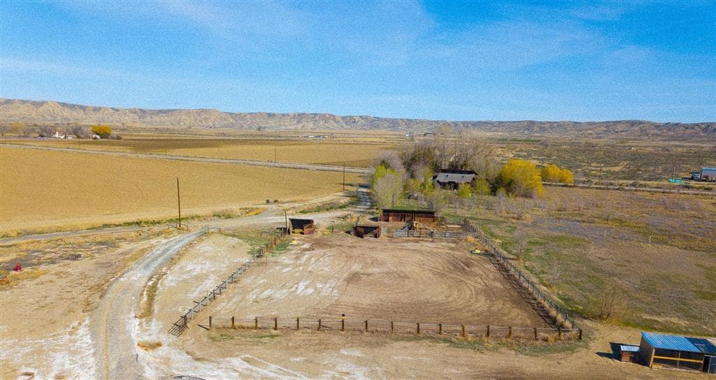 411 Fiddlers Ln — photo 5 of 40