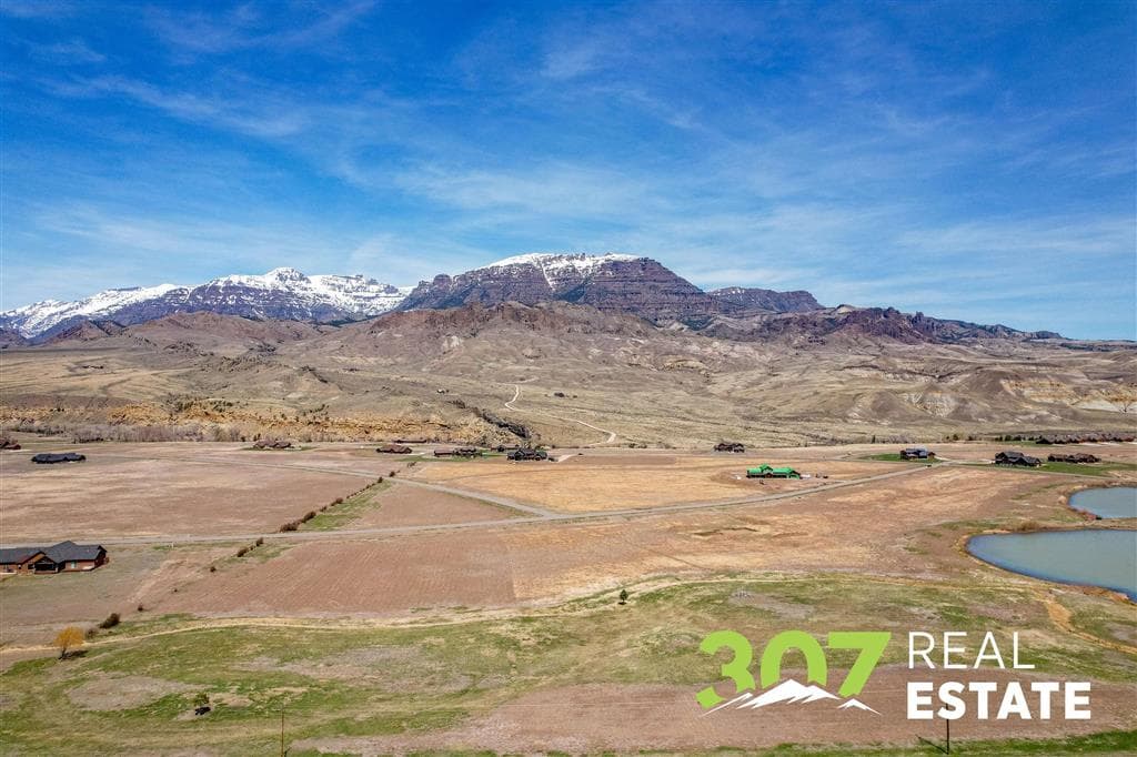 98 Stillwater Dr — photo 17 of 32