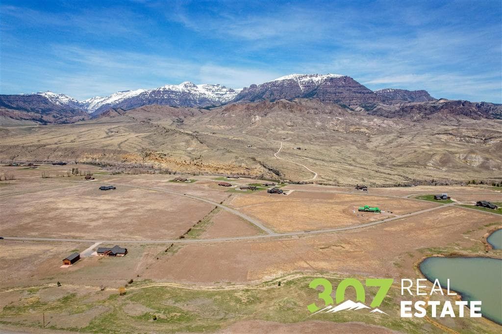 98 Stillwater Dr — photo 24 of 32