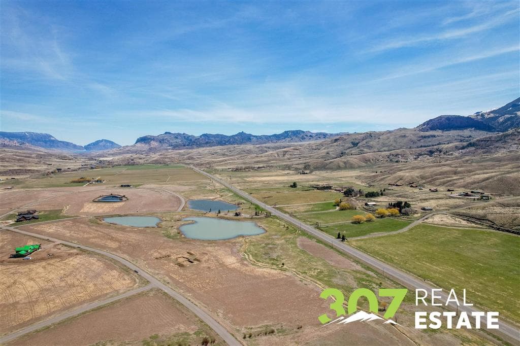 98 Stillwater Dr — photo 29 of 32