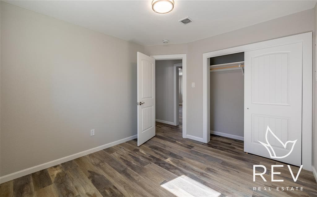 1719 Bleistein Ave — photo 18 of 35