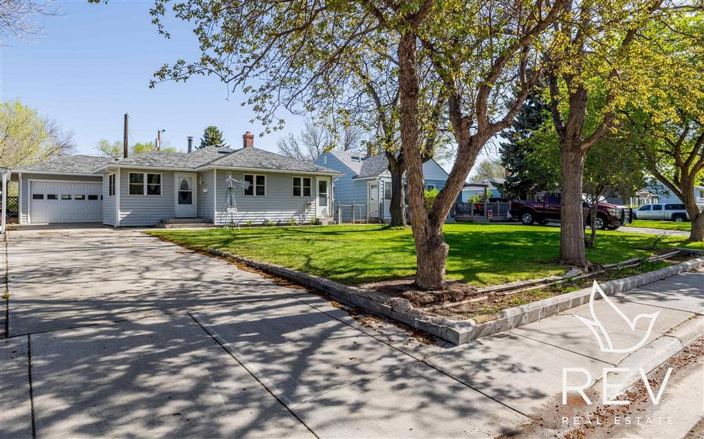 1719 Bleistein Ave — photo 4 of 35