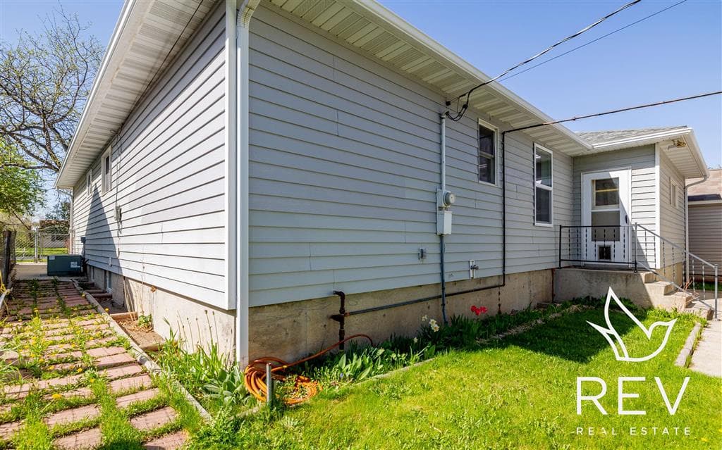 1719 Bleistein Ave — photo 33 of 35