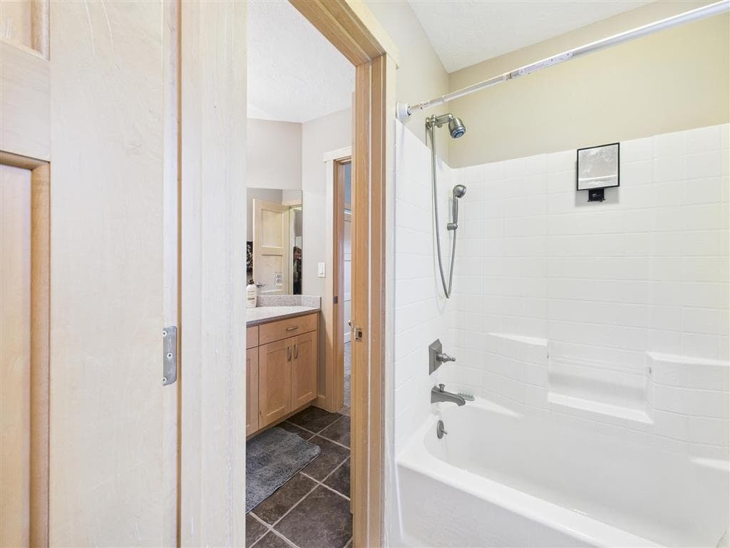 407 Indigo Circle — photo 42 of 90