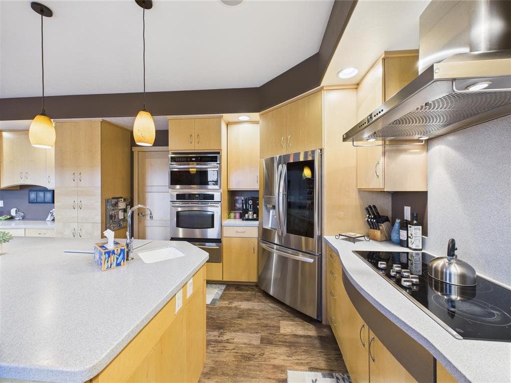 407 Indigo Circle — photo 9 of 90