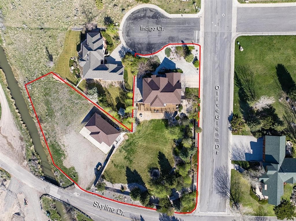 407 Indigo Circle — photo 84 of 90