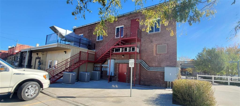 625 Big Horn Ave — photo 13 of 80