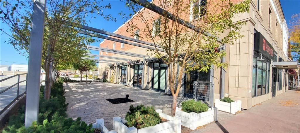 625 Big Horn Ave — photo 8 of 80