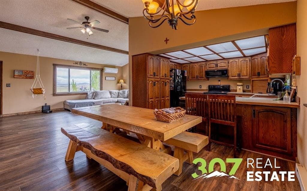 1366 Lane 11 1/2 — photo 13 of 46