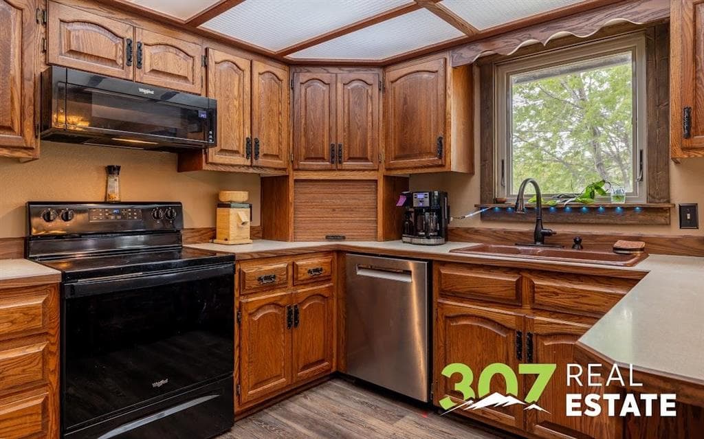 1366 Lane 11 1/2 — photo 15 of 46