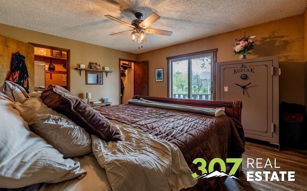 1366 Lane 11 1/2 — photo 17 of 46