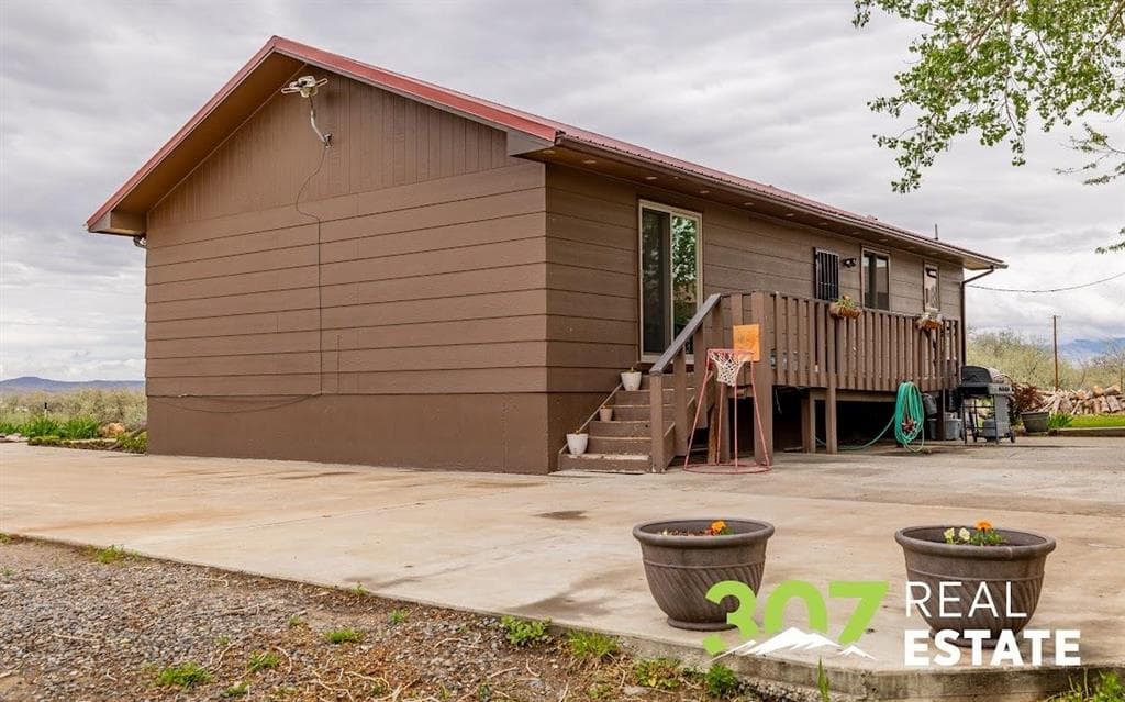 1366 Lane 11 1/2 — photo 5 of 46