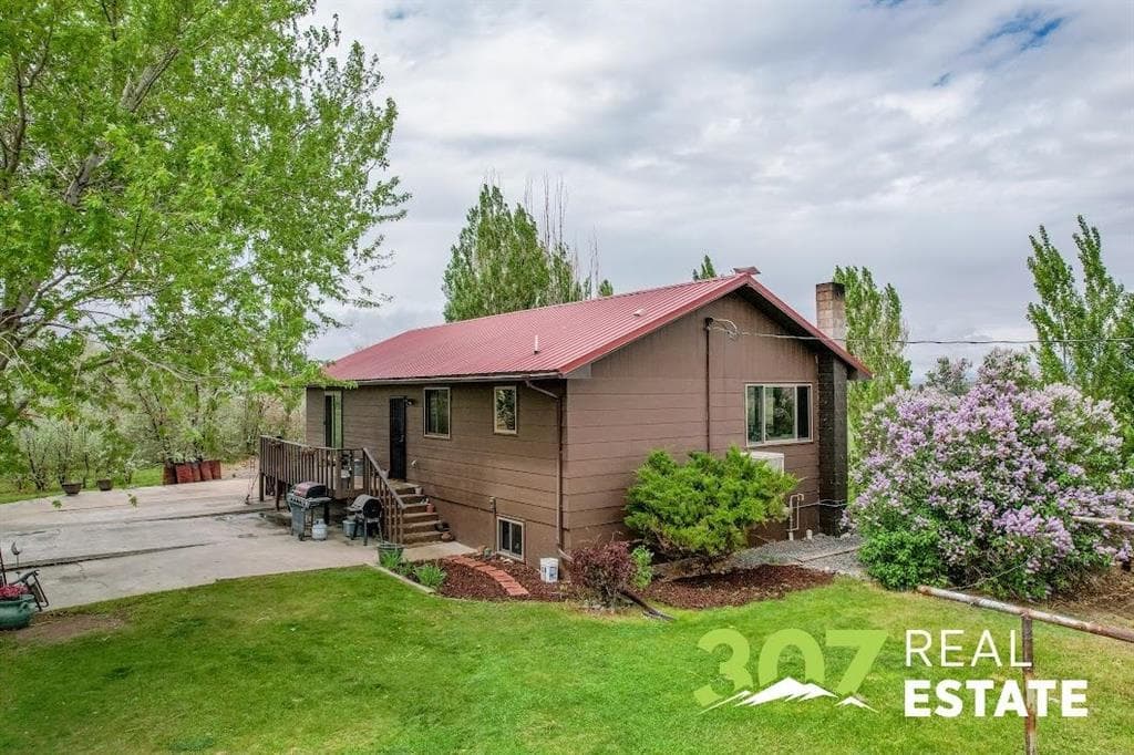 1366 Lane 11 1/2 — photo 42 of 46