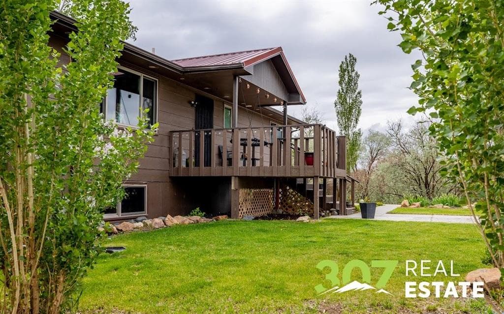 1366 Lane 11 1/2 — photo 8 of 46