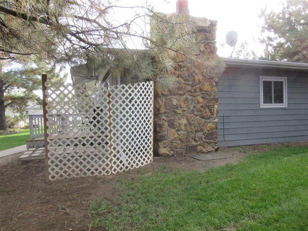 2607 Holler Ave — photo 5 of 44