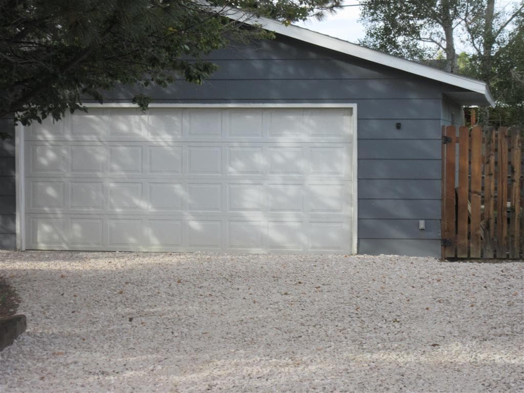 2607 Holler Ave — photo 9 of 44